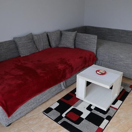 Eva Apartman Сігетвар Екстер'єр фото