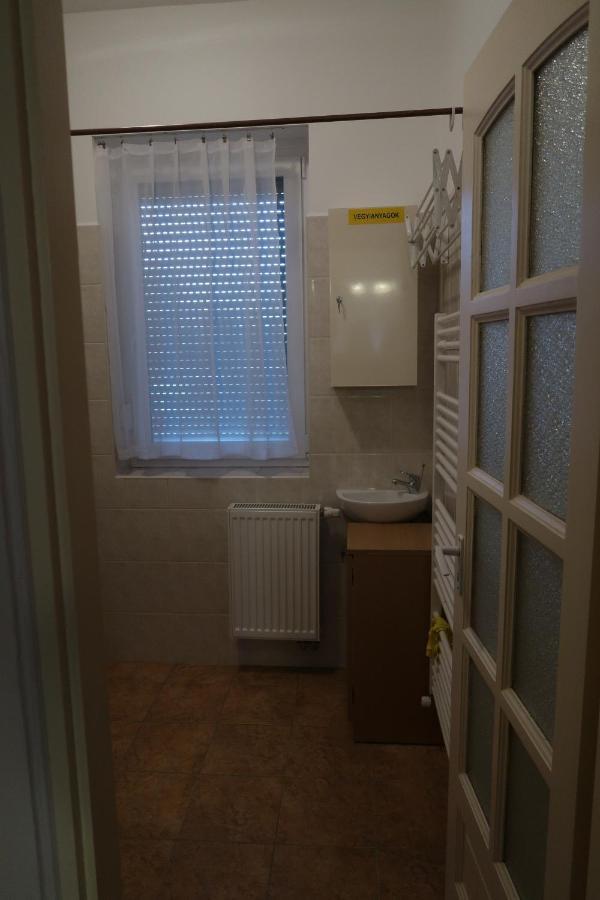 Eva Apartman Сігетвар Екстер'єр фото
