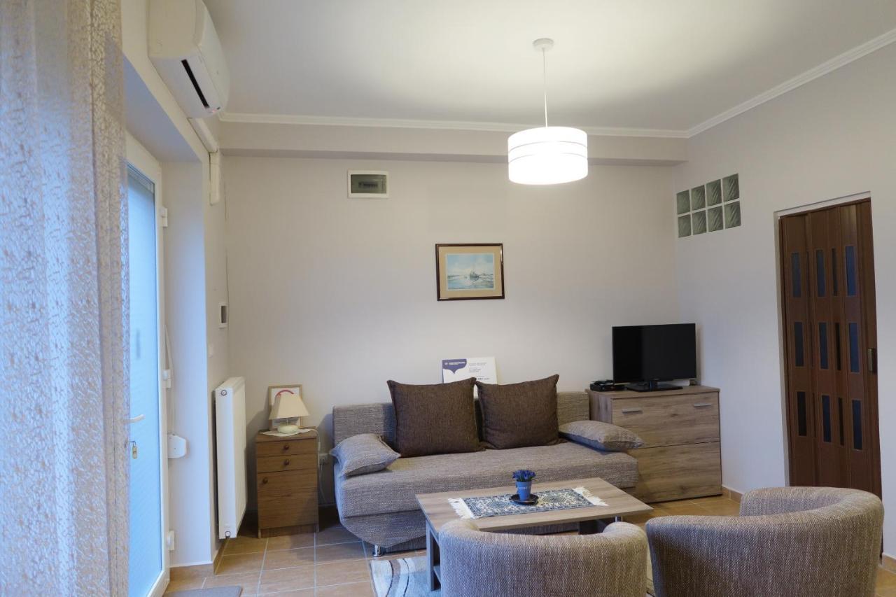 Eva Apartman Сігетвар Екстер'єр фото