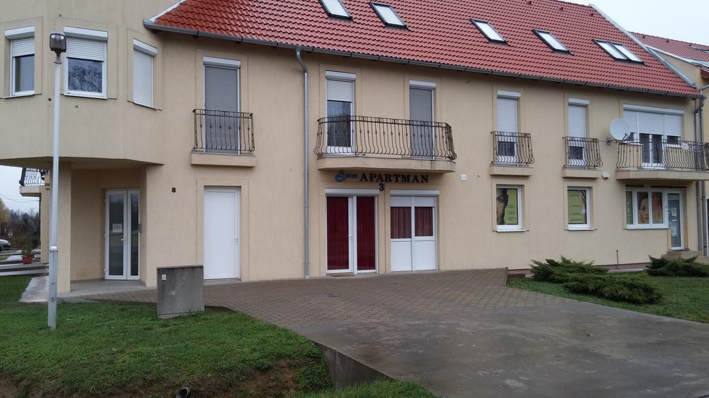 Eva Apartman Сігетвар Номер фото